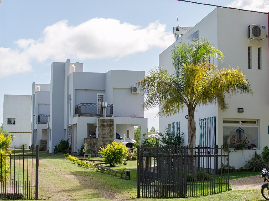 Irundy Apartments Федерасьйон Екстер'єр фото